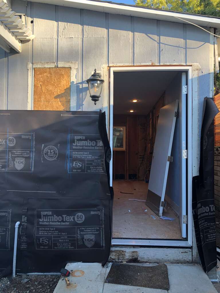 jumbo tex wrapping the walls