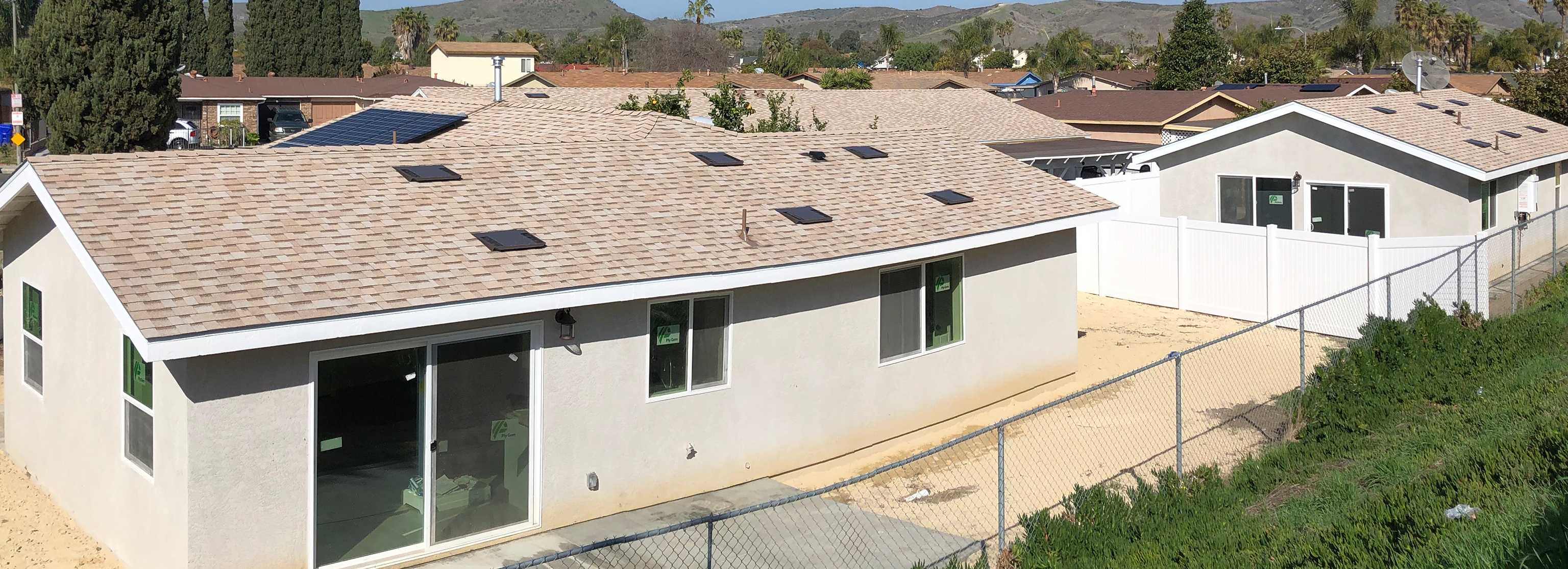 ADU Lustrosos panoramic view