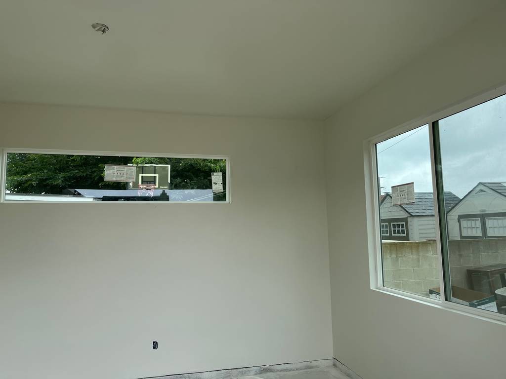 vinyl windows for energy efficiency and noise reduction