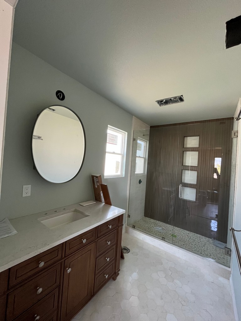 057_bathroom vanity shower glass finish