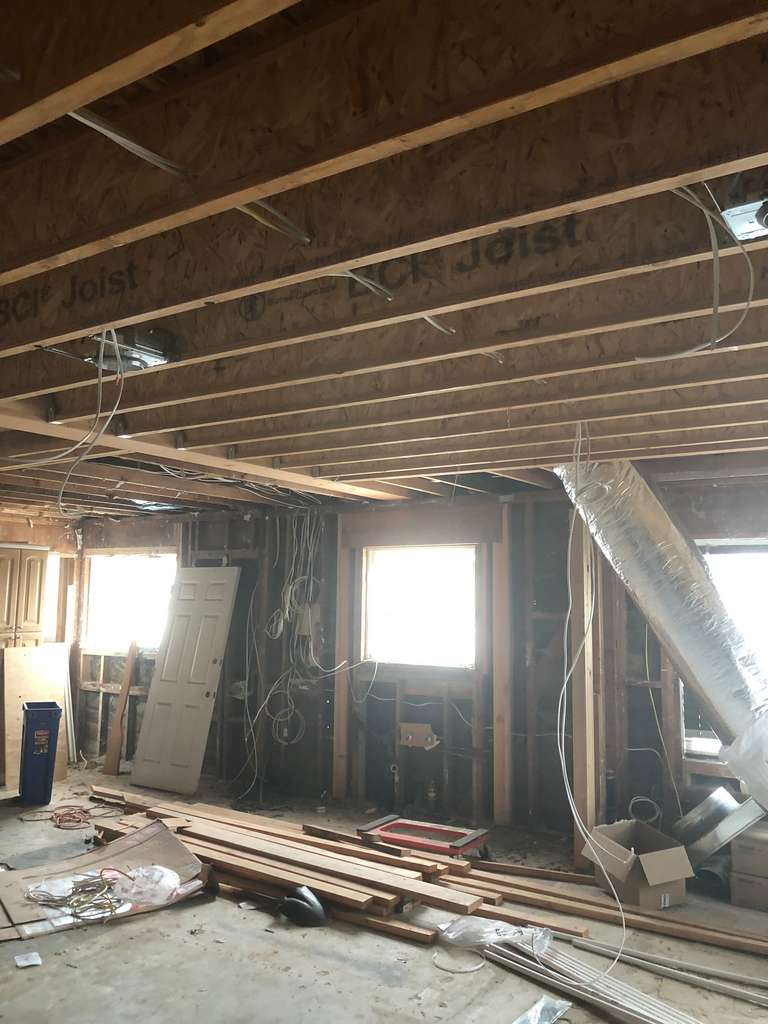 exposing-roof-joist-on-attached-ADU-2nd-floor-addition