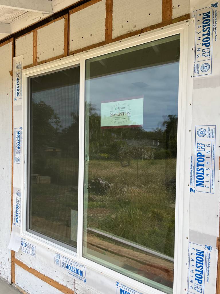 14e_home addition-work-new-vinyl-window