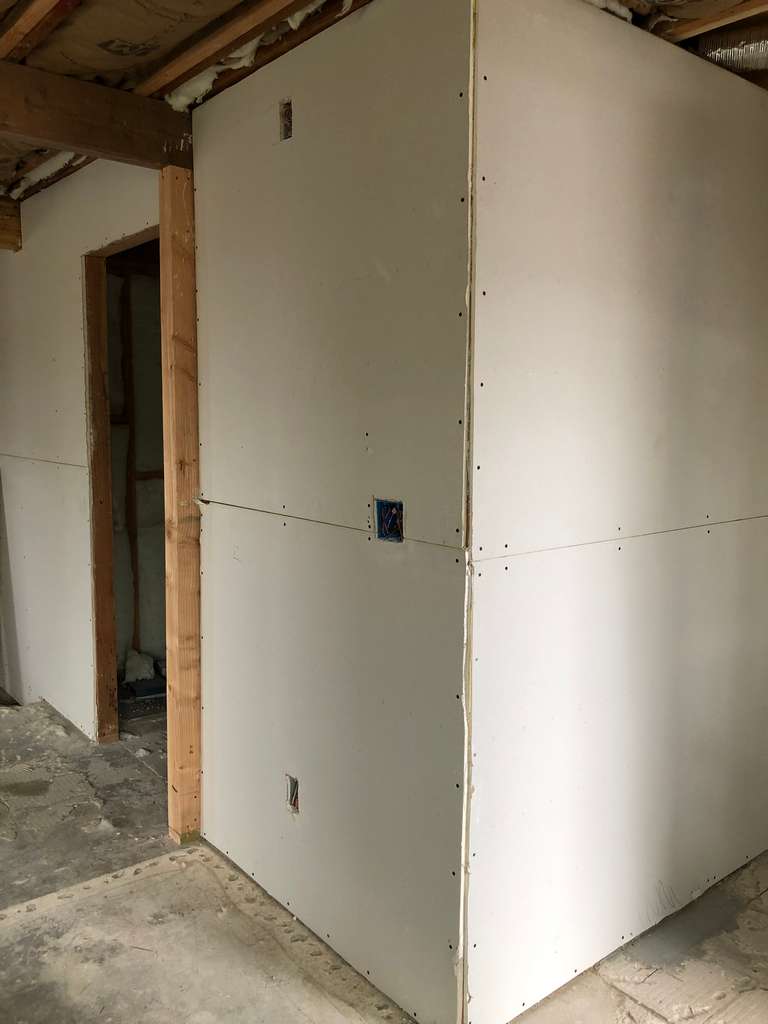 drywall-applied-to-the-stud-framed-walls
