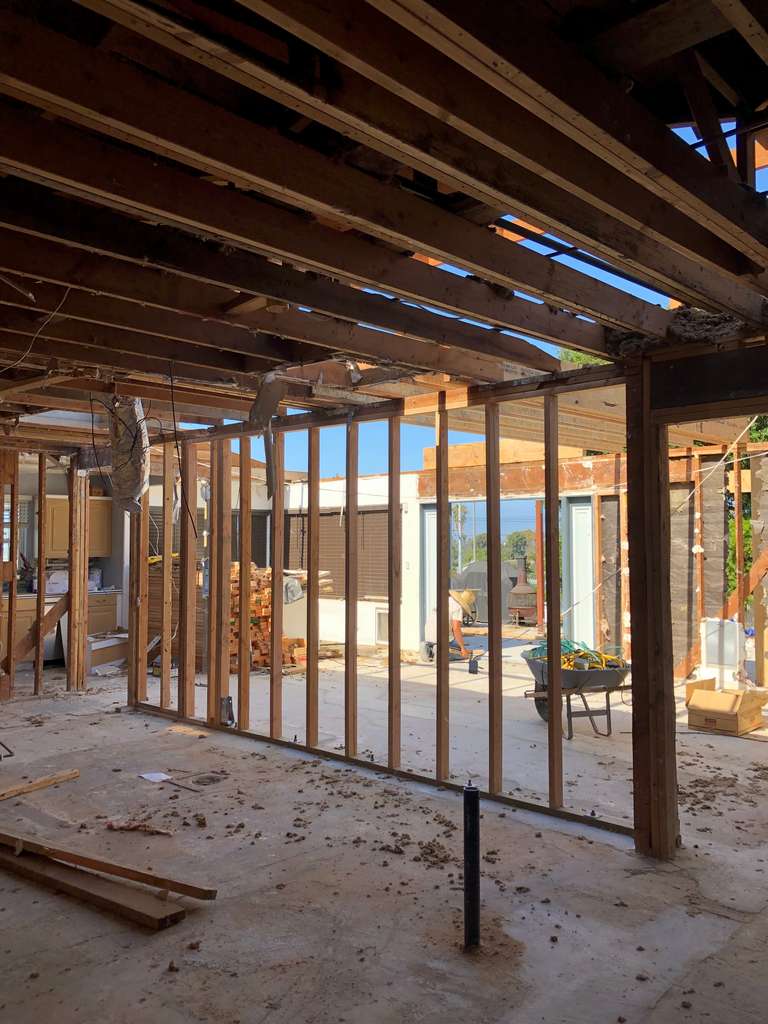 roof-joists-resting-on-bearing-wall-for-home-addition 