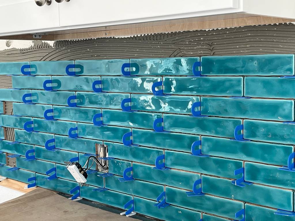 Aqua Blue Artistry - Professional Tile Setter's Wall Tile Installation