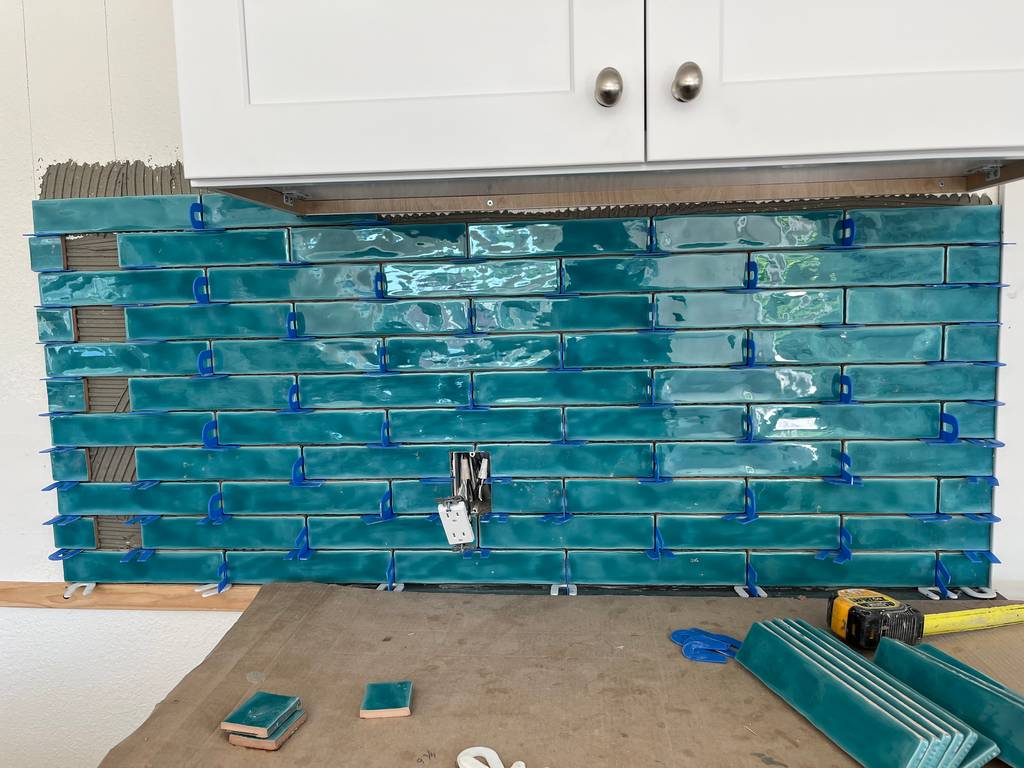 Glossy Finish Beauty - Sea-Green Aqua Blue Backsplash Installation