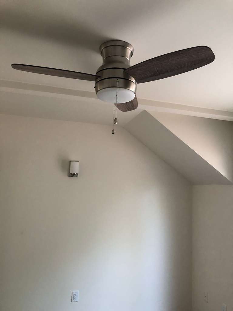 3 bladed ceiling fan