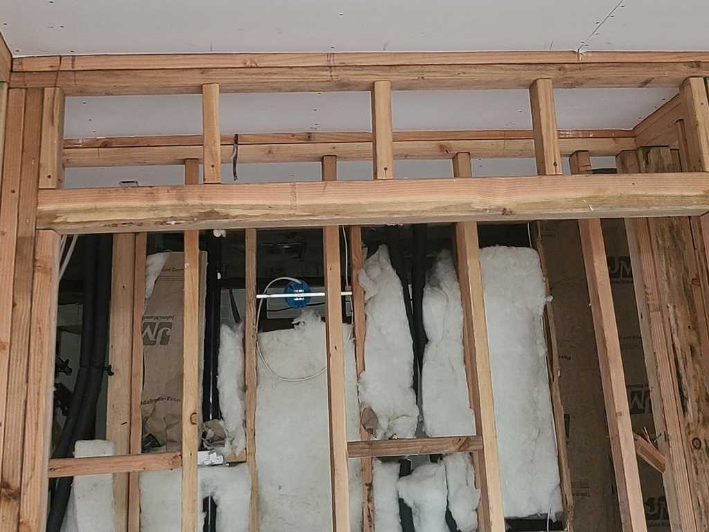 93_ADU showing-stud-frames-and-the-ceiling-drywall.JPG