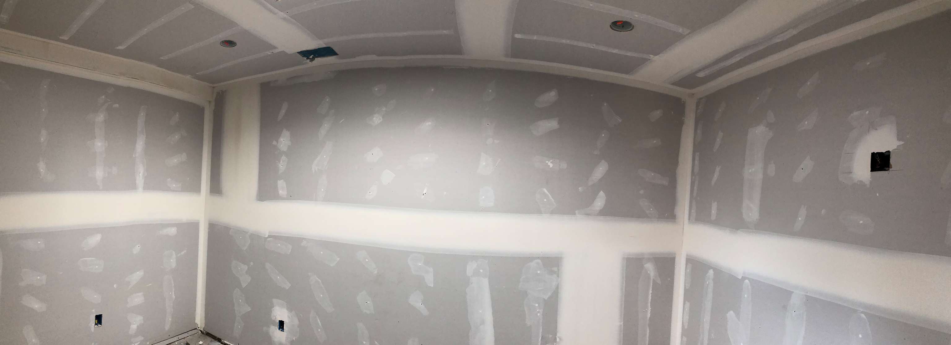 panoramic-view-of-walls-and-ceiling-tape-with-drywall-mud
